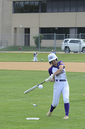 RMHS-2025-Softball_028