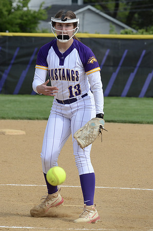 RMHS-2025-Softball_323