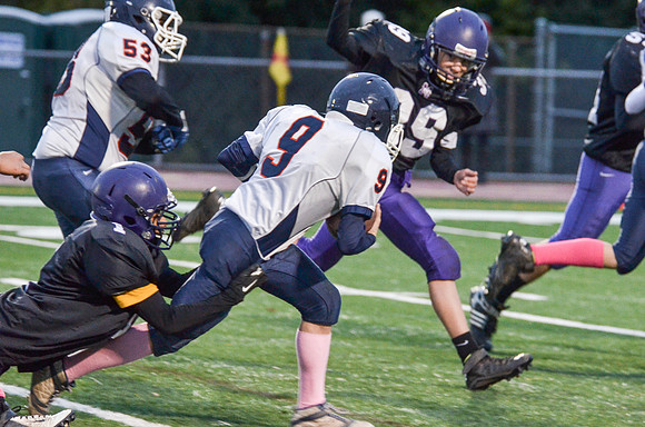 Freshman_B-FB-2013-119