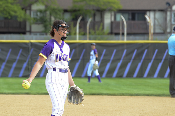 RMHS-2025-Softball_403
