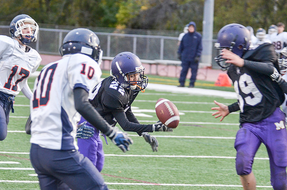 Freshman_B-FB-2013-94