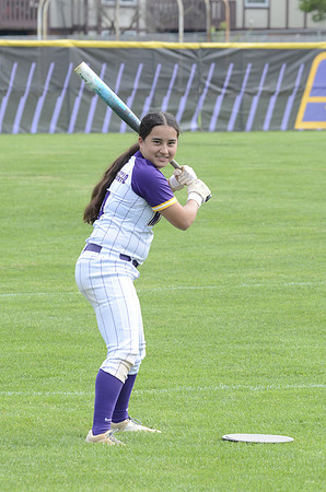 RMHS-2025-Softball_057