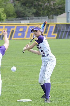 RMHS-2025-Softball_095