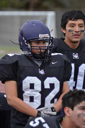 Freshman_B-FB-2013-33