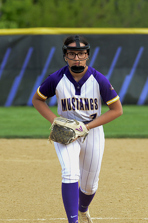 RMHS-2025-Softball_389