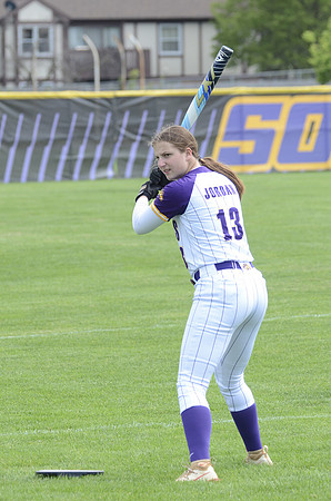 RMHS-2025-Softball_087