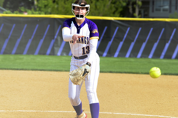 RMHS-2025-Softball_332