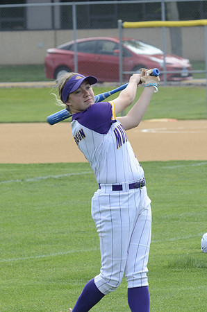 RMHS-2025-Softball_021