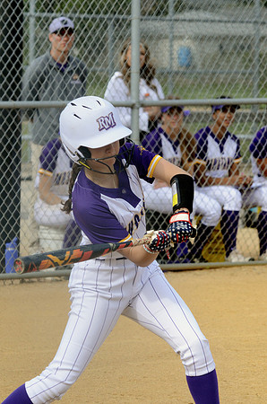 RMHS-2025-Softball_355