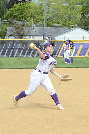RMHS-2025-Softball_222