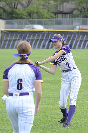 RMHS-2025-Softball_083
