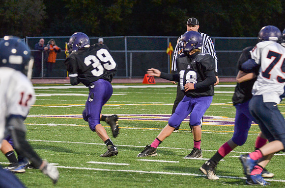Freshman_B-FB-2013-138