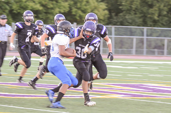 RMHS-SophomoreFB-2013-166