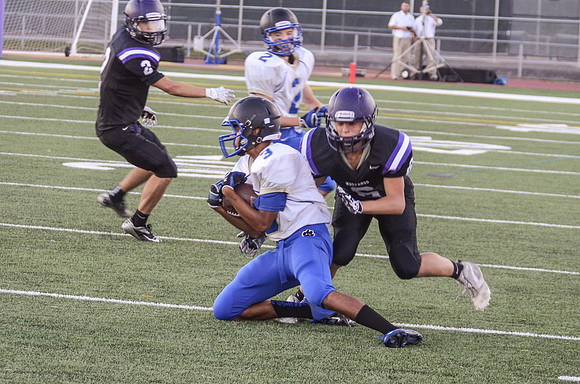 RMHS-SophomoreFB-2013-167