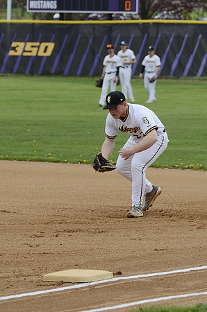 RMHS-2024-Varsity_Baseball-0003
