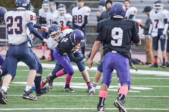 Freshman_B-FB-2013-84