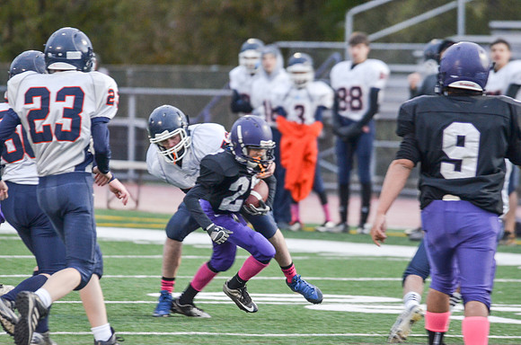 Freshman_B-FB-2013-83