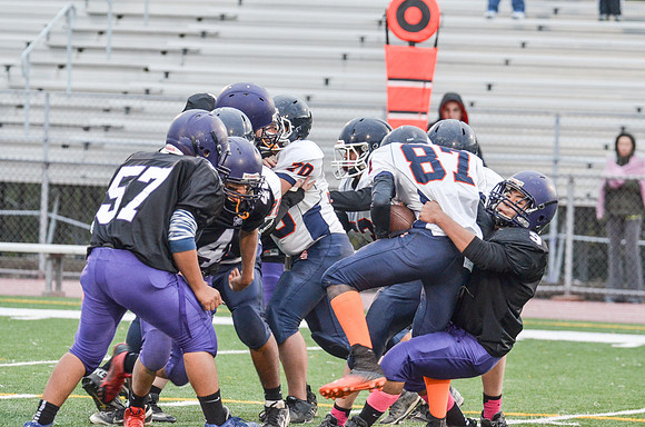 Freshman_B-FB-2013-64