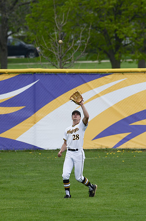 RMHS-2024-Varsity_Baseball-0021