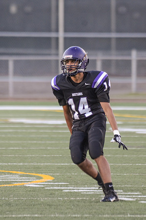 RMHS-SophomoreFB-2013-164
