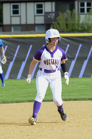 RMHS-2025-Softball_376