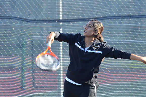 RMHS-Tennis-2013-45