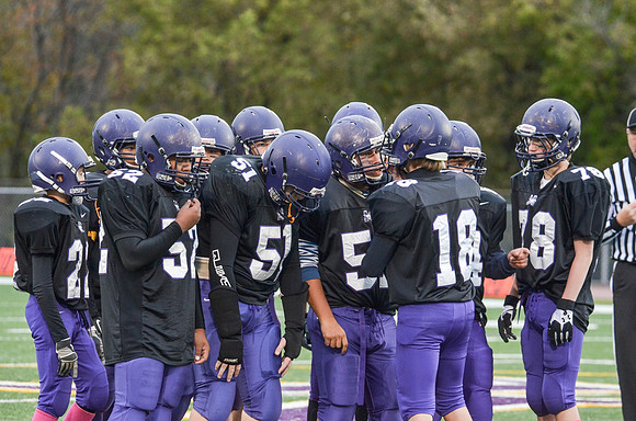 Freshman_B-FB-2013-75
