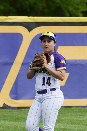 RMHS-2025-Softball_009