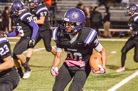 RMHS-SophomoreFB-2013-186