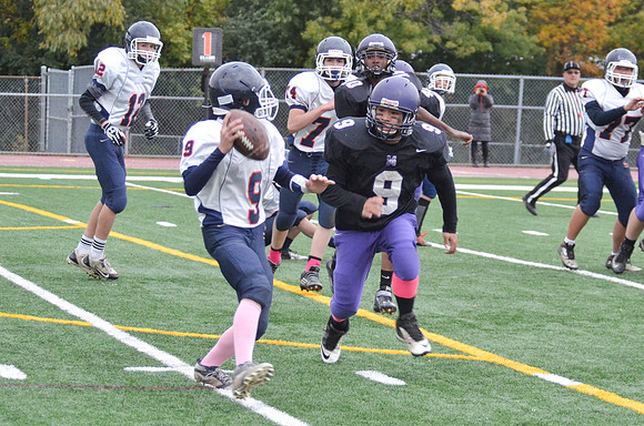 Freshman_B-FB-2013-29