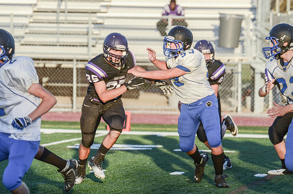 RMHS-SophomoreFB-2013-158