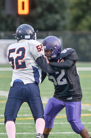 Freshman_B-FB-2013-86