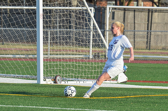 RMHS-Girls Soccer_2014-016