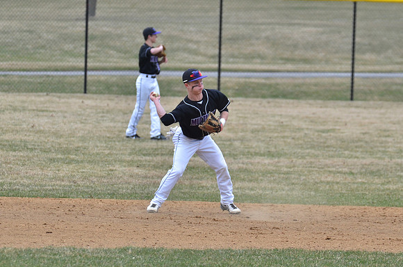 RMHS-Baseball_2014-010