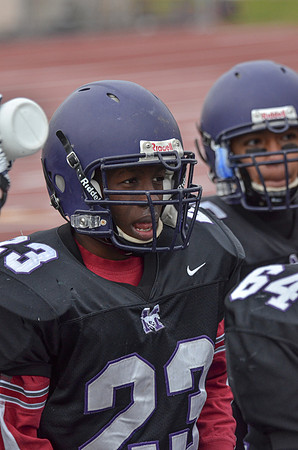 Freshman_B-FB-2013-36