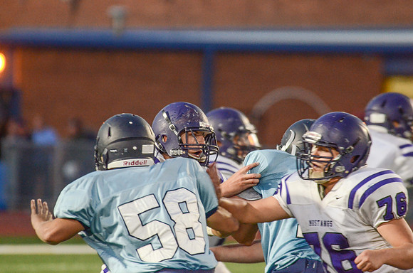 RMHS-SophomoreFB-2013-135