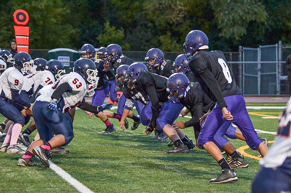 Freshman_B-FB-2013-122