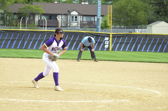 RMHS-2025-Softball_402